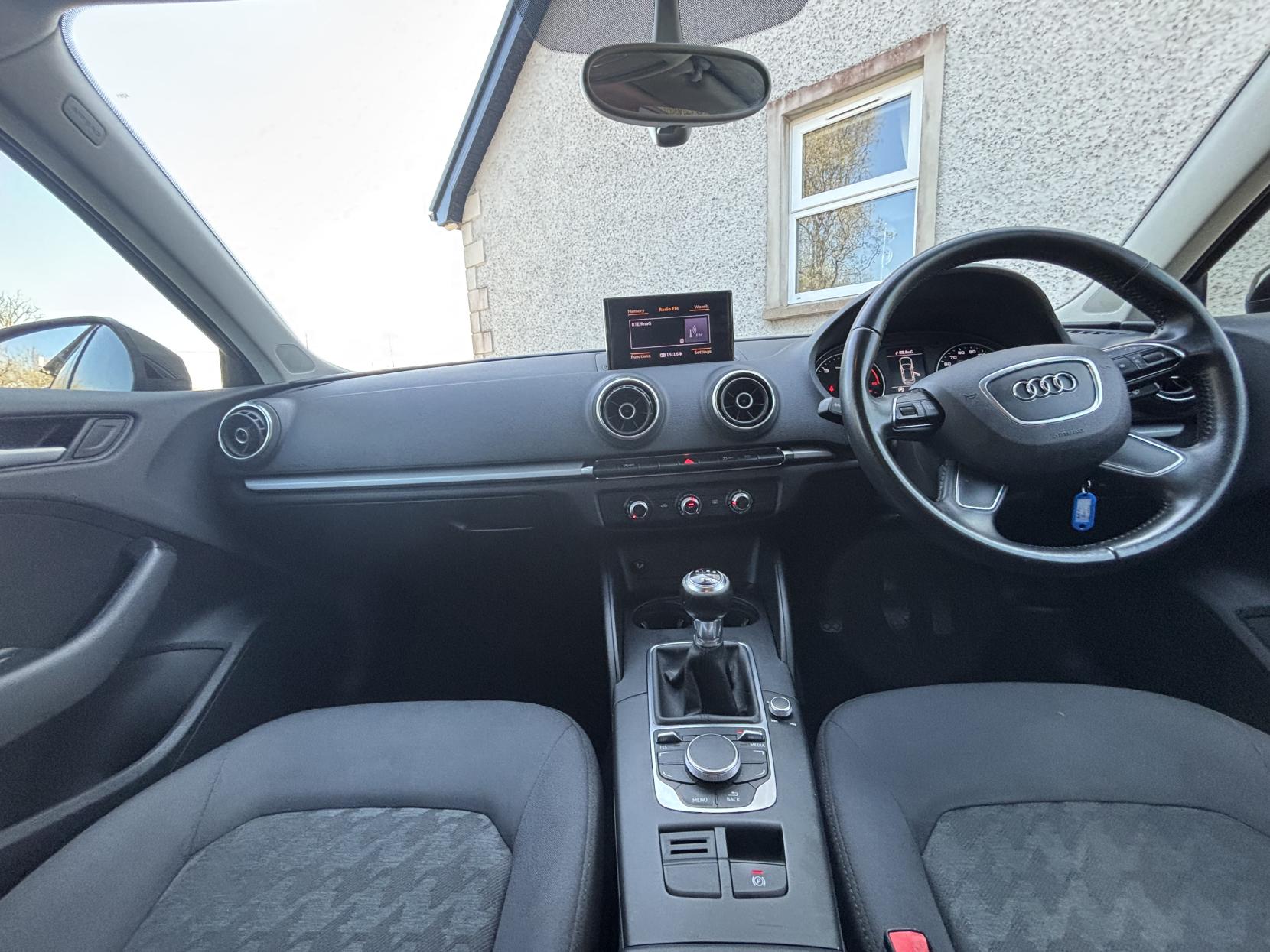 Audi A3 2.0 TDI SE Sportback 5dr Diesel Manual Euro 5 (s/s) (150 ps)