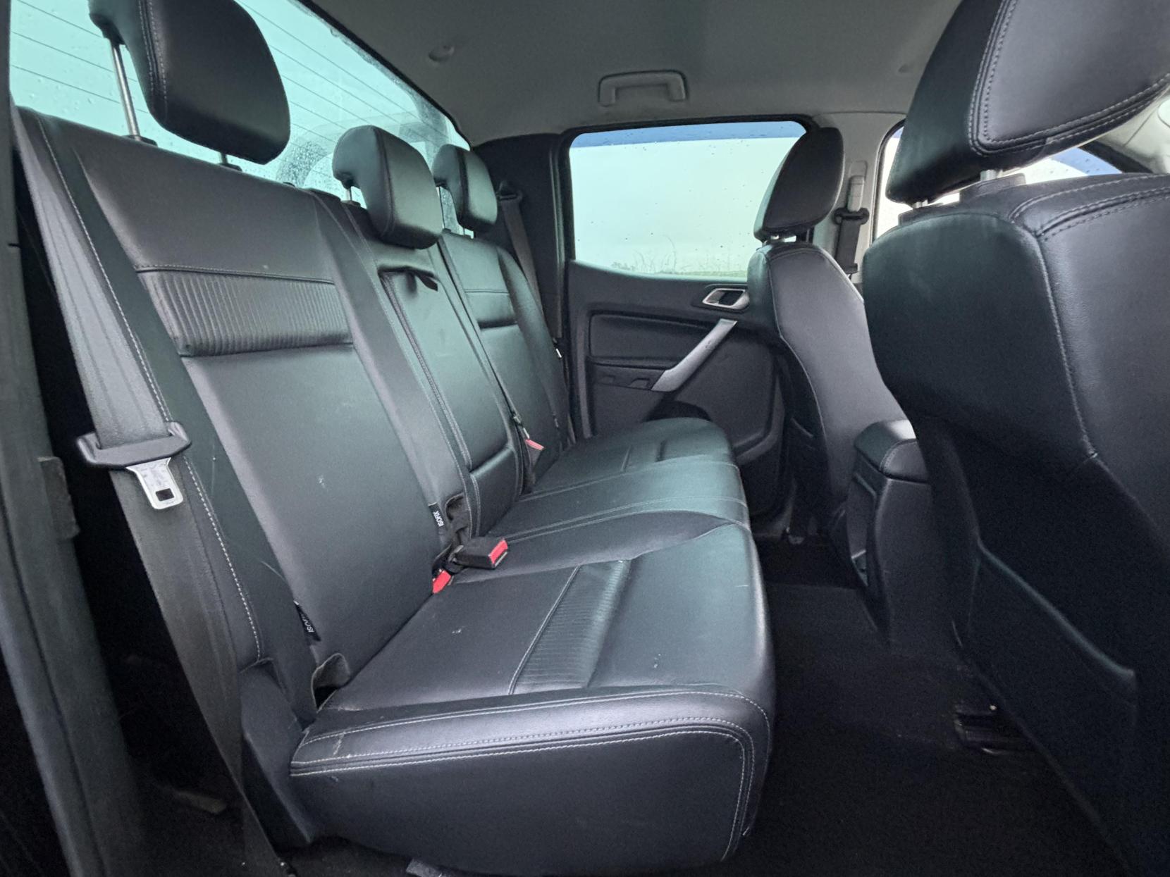 Ford Ranger 2.0 EcoBlue Limited Pickup Double Cab 4dr Diesel Auto 4WD Euro 6 (s/s) (213 ps)