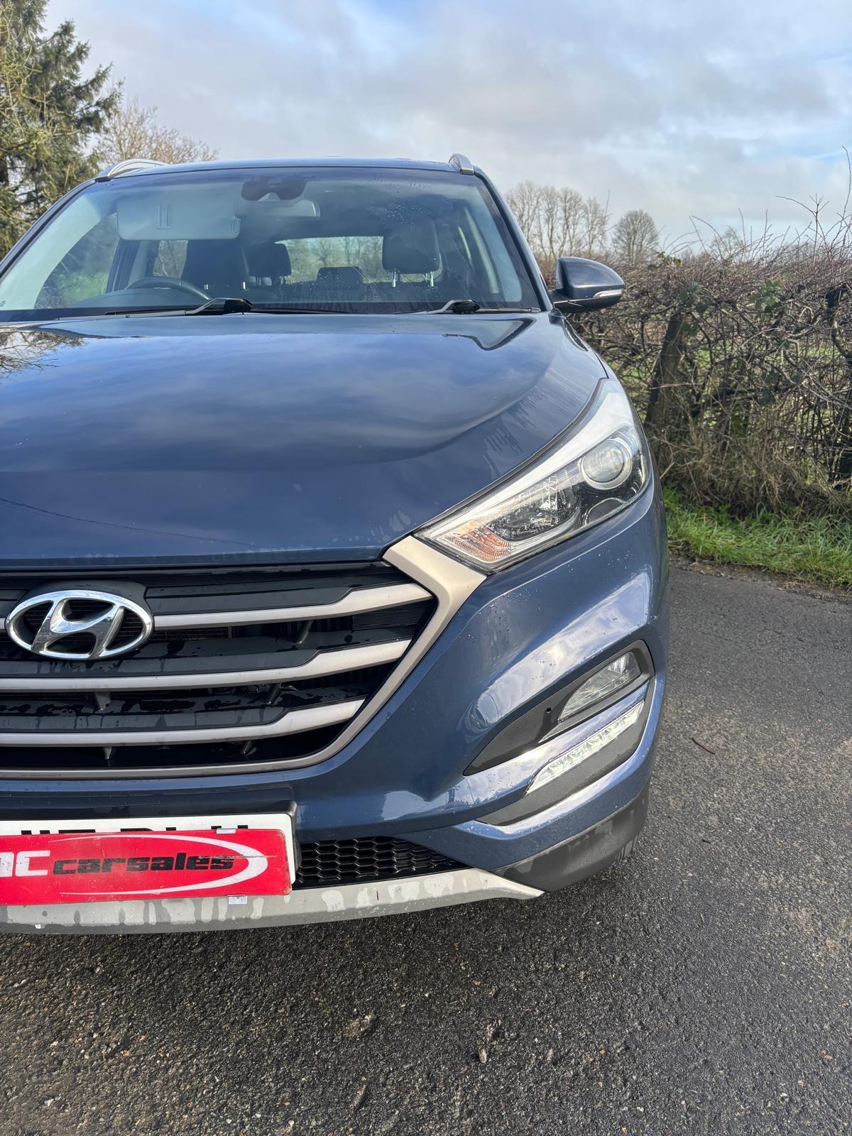 Hyundai TUCSON 1.7 CRDi Blue Drive SE Nav SUV 5dr Diesel Manual Euro 6 (s/s) (116 ps)