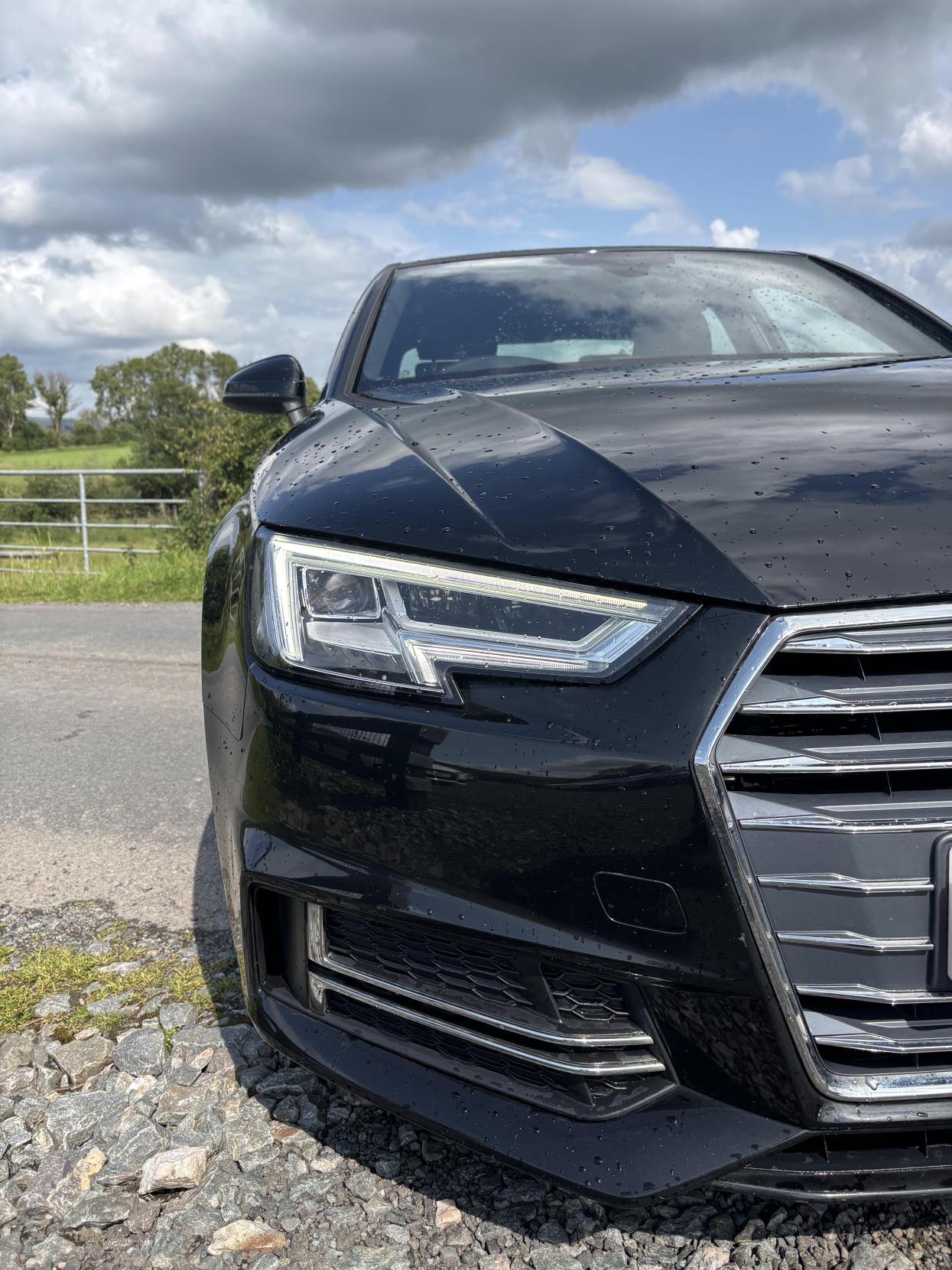 Audi A4 2.0 TDI S line Saloon 4dr Diesel S Tronic Euro 6 (s/s) (150 ps)