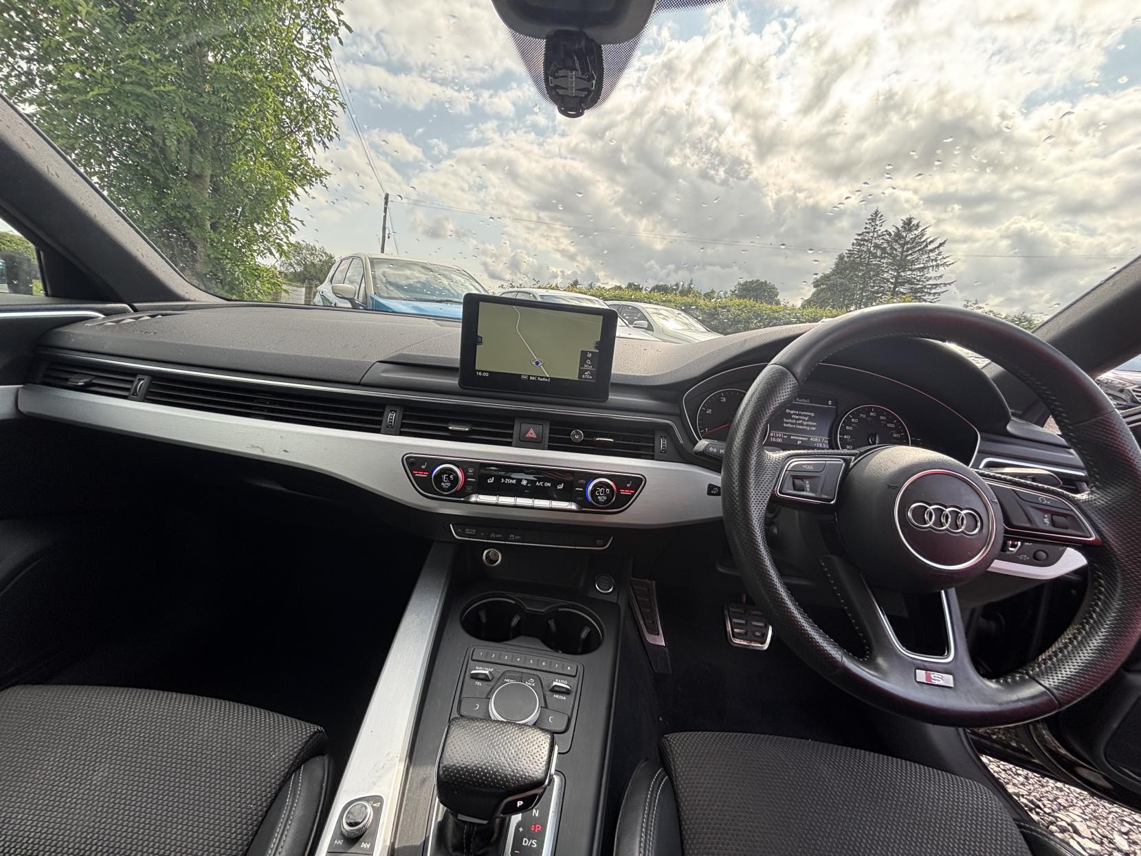 Audi A4 2.0 TDI S line Saloon 4dr Diesel S Tronic Euro 6 (s/s) (150 ps)