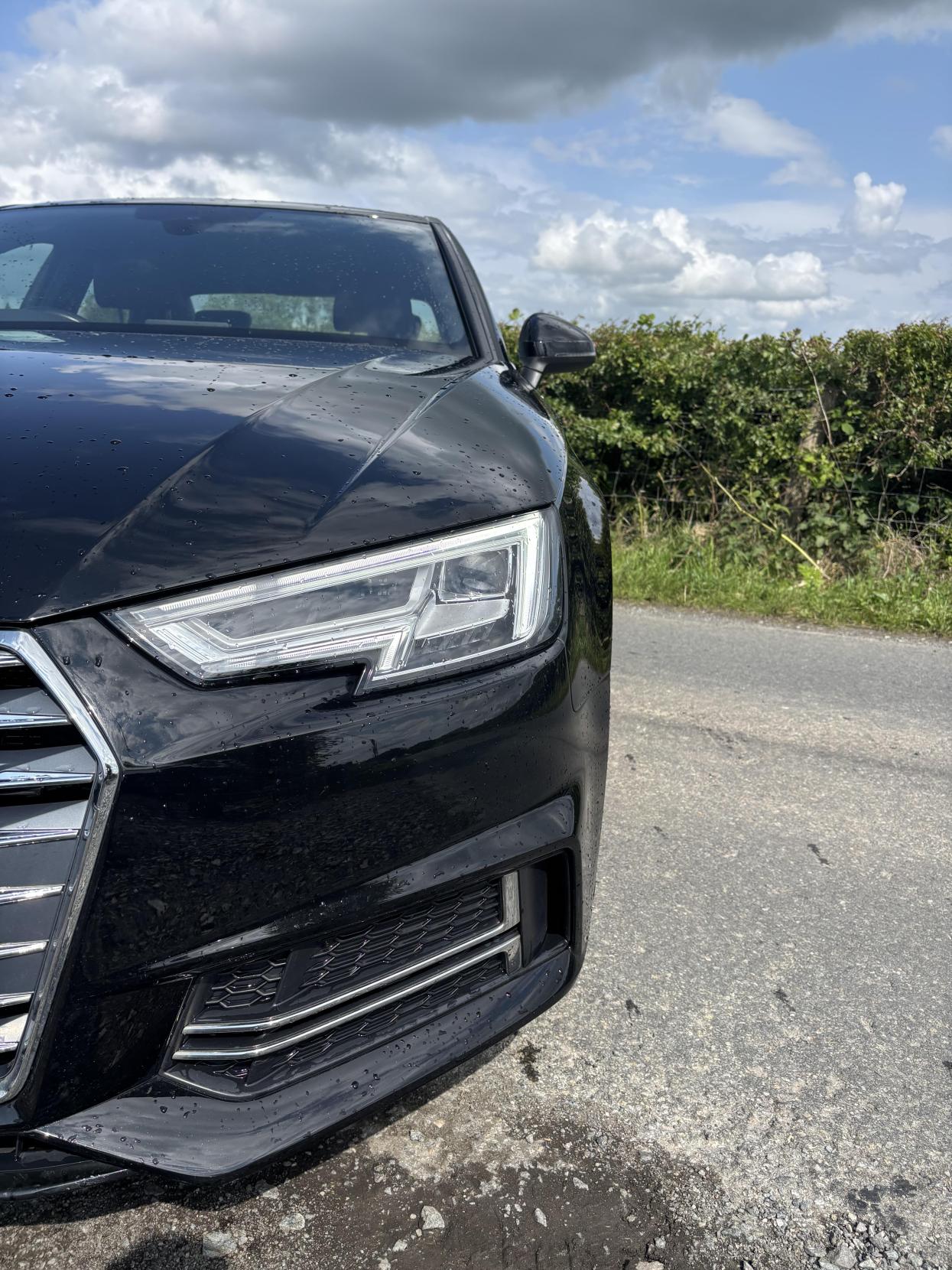 Audi A4 2.0 TDI S line Saloon 4dr Diesel S Tronic Euro 6 (s/s) (150 ps)