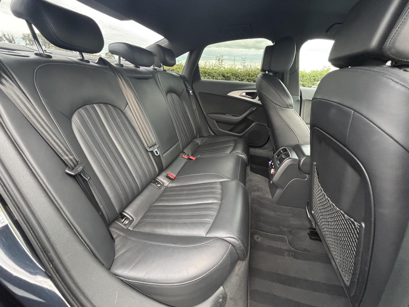 Audi A6 Saloon 2.0 TDI ultra S line Saloon 4dr Diesel S Tronic Euro 6 (s/s) (190 ps)
