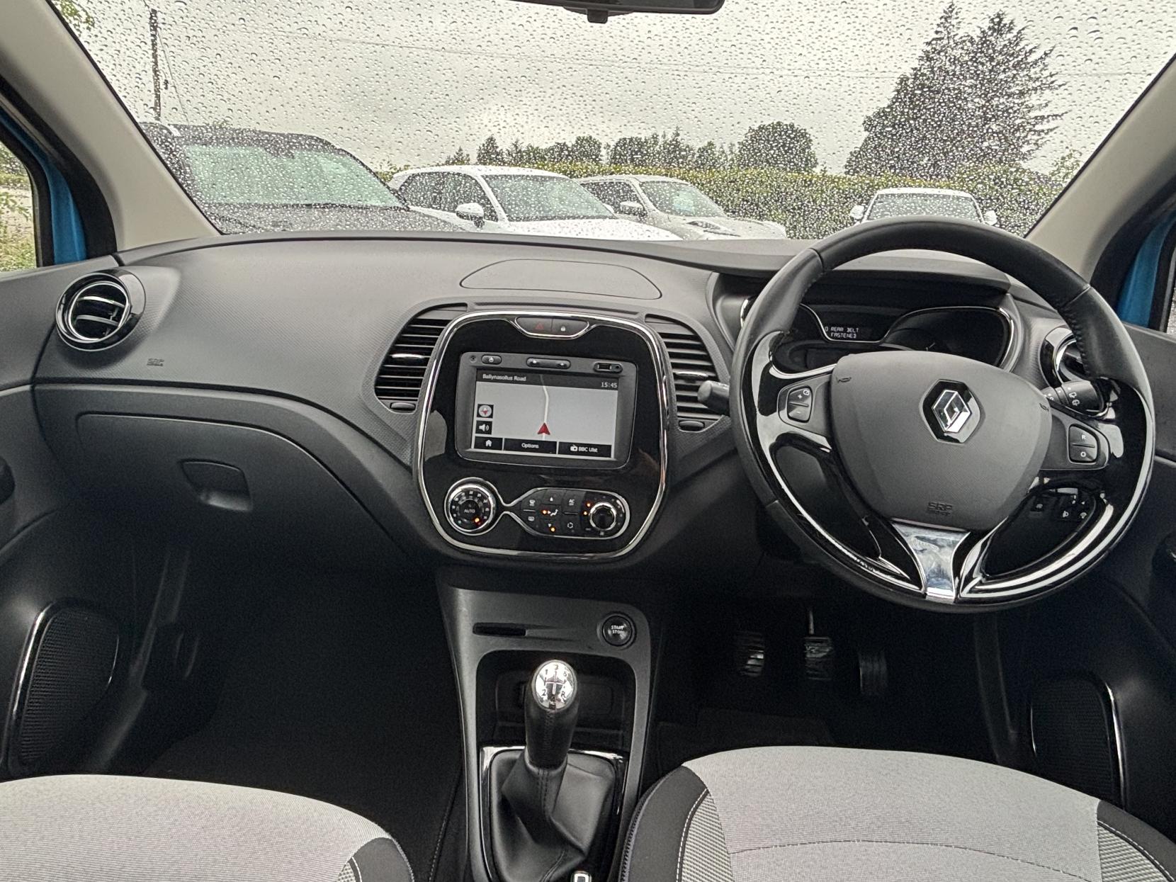 Renault Captur 1.5 dCi ENERGY Dynamique S MediaNav SUV 5dr Diesel Manual Euro 5 (s/s) (90 ps)