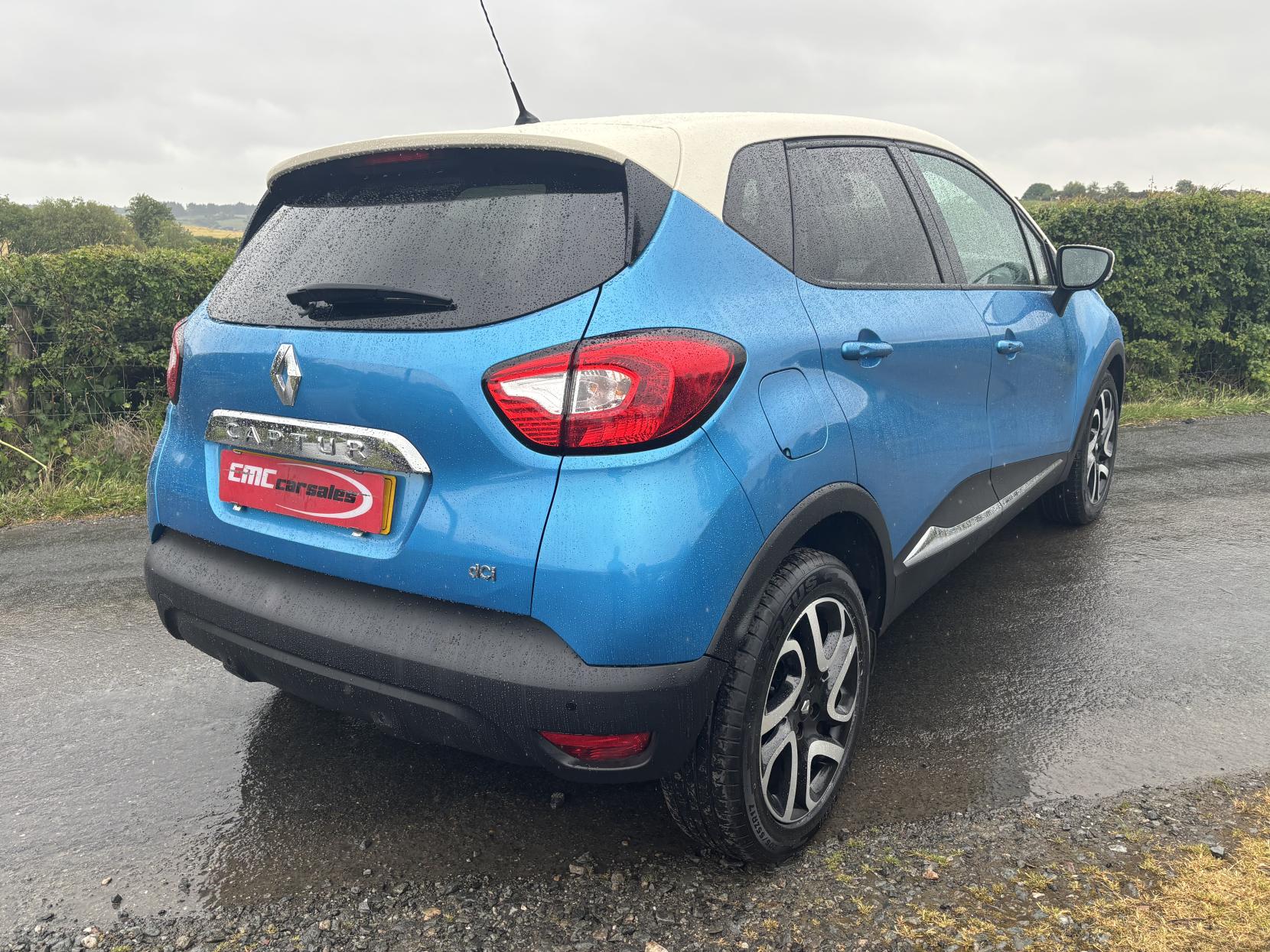 Renault Captur 1.5 dCi ENERGY Dynamique S MediaNav SUV 5dr Diesel Manual Euro 5 (s/s) (90 ps)