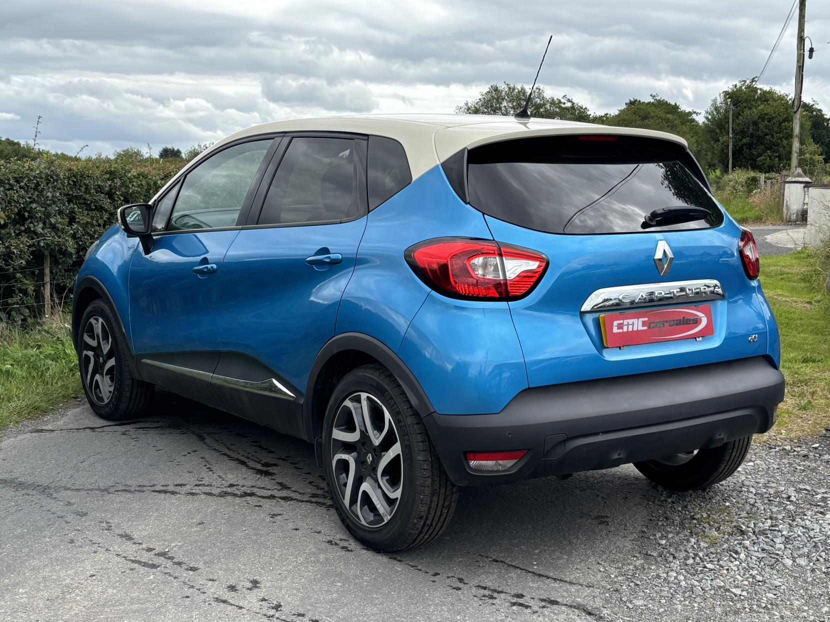Renault Captur 1.5 dCi ENERGY Dynamique S MediaNav SUV 5dr Diesel Manual Euro 5 (s/s) (90 ps)