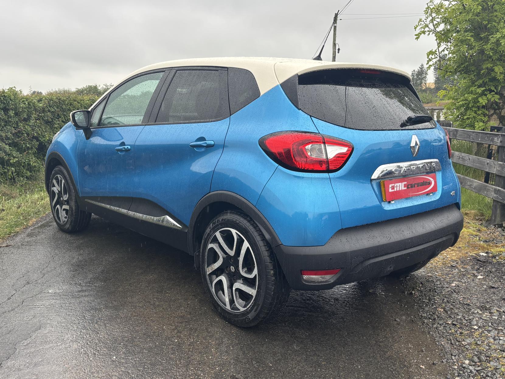 Renault Captur 1.5 dCi ENERGY Dynamique S MediaNav SUV 5dr Diesel Manual Euro 5 (s/s) (90 ps)