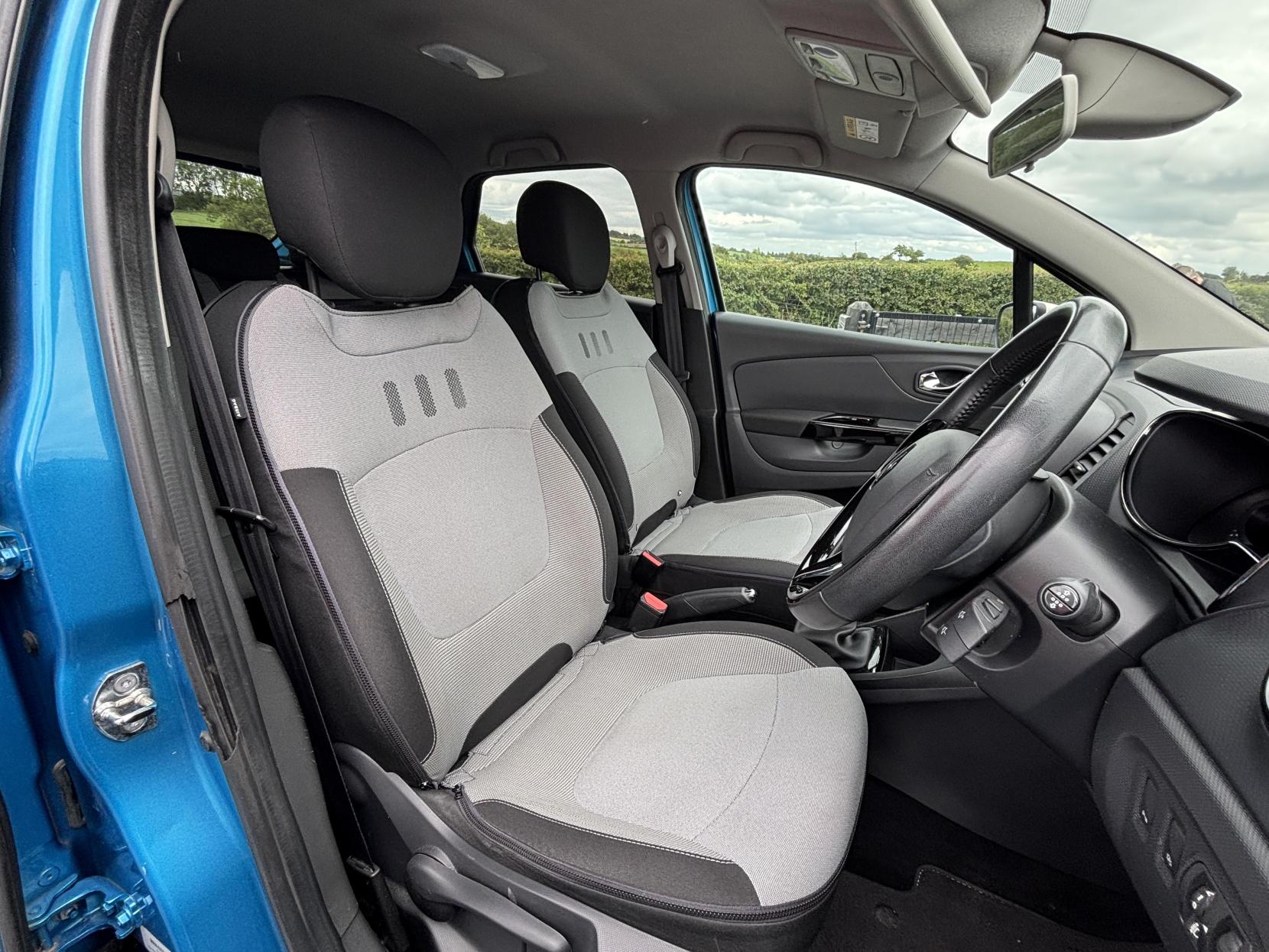Renault Captur 1.5 dCi ENERGY Dynamique S MediaNav SUV 5dr Diesel Manual Euro 5 (s/s) (90 ps)