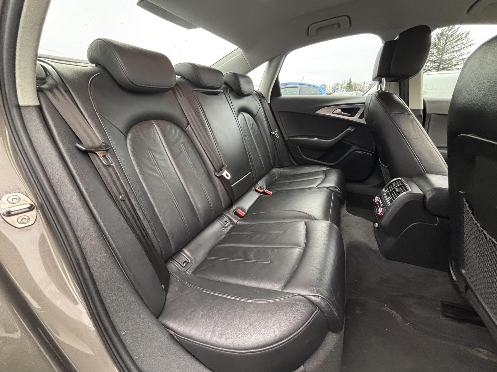 Audi A6 Saloon 2.0 TDI ultra SE Saloon 4dr Diesel S Tronic Euro 6 (s/s) (190 ps)