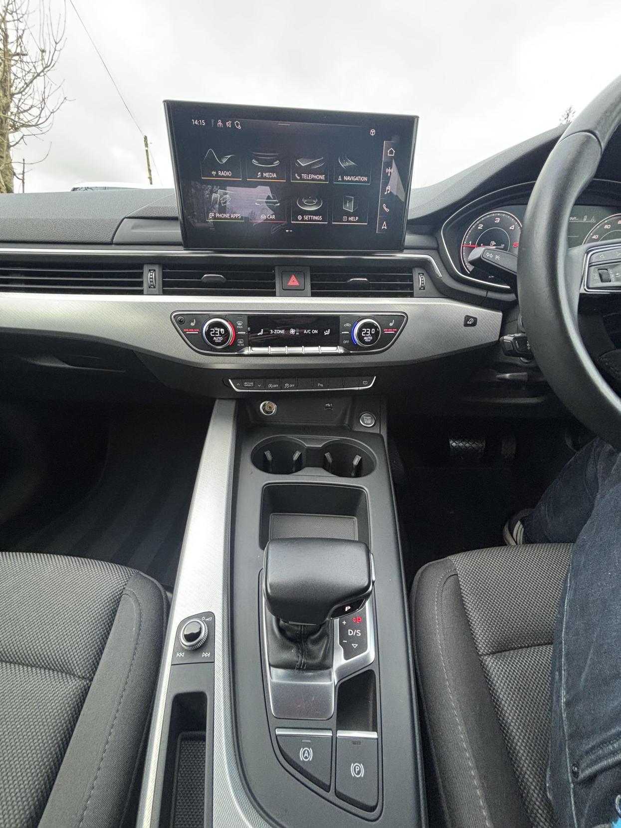 Audi A4 2.0 TDI 35 Technik Saloon 4dr Diesel S Tronic Euro 6 (s/s) (163 ps)