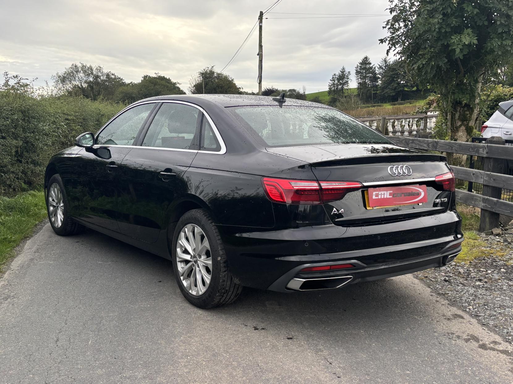 Audi A4 2.0 TDI 35 Technik Saloon 4dr Diesel S Tronic Euro 6 (s/s) (163 ps)