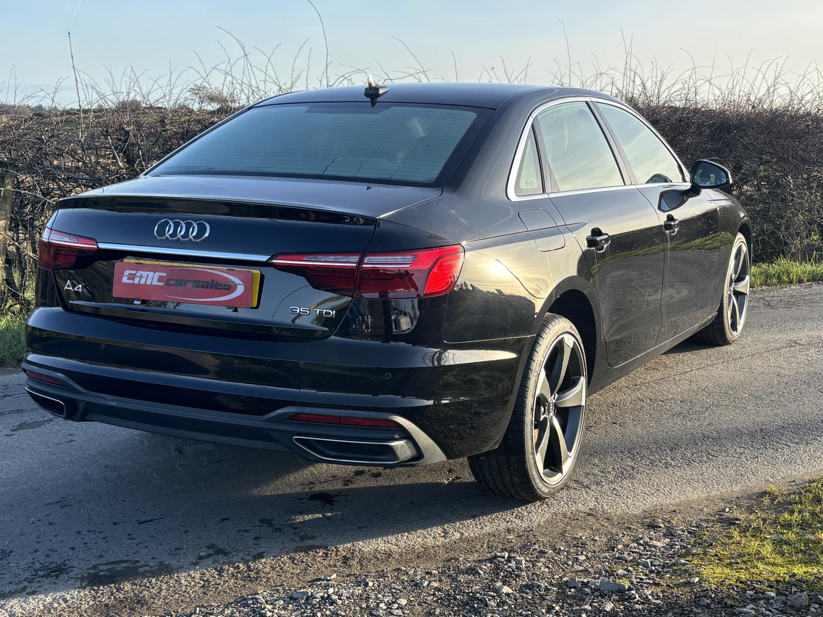 Audi A4 2.0 TDI 35 Technik Saloon 4dr Diesel S Tronic Euro 6 (s/s) (163 ps)