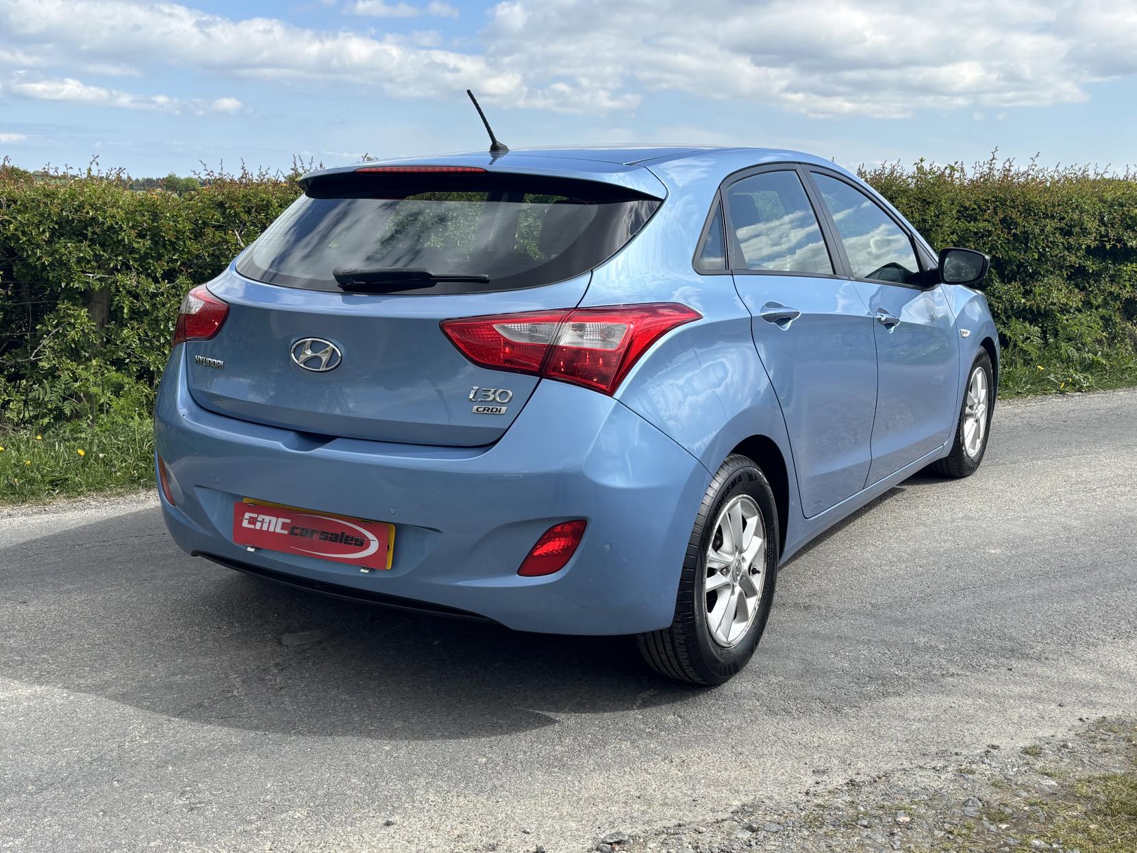 Hyundai i30 1.6 CRDi Active Hatchback 5dr Diesel Auto Euro 5 (110 ps)
