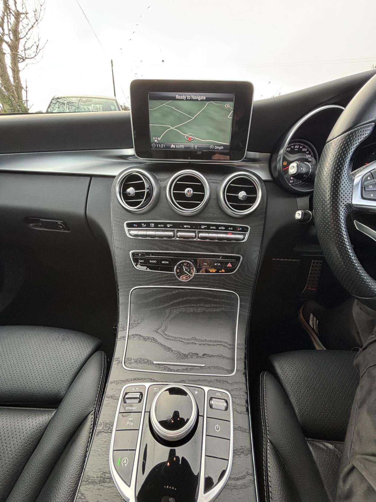 Mercedes-Benz C Class 2.1 C220d AMG Line Saloon 4dr Diesel G-Tronic+ Euro 6 (s/s) (170 ps)