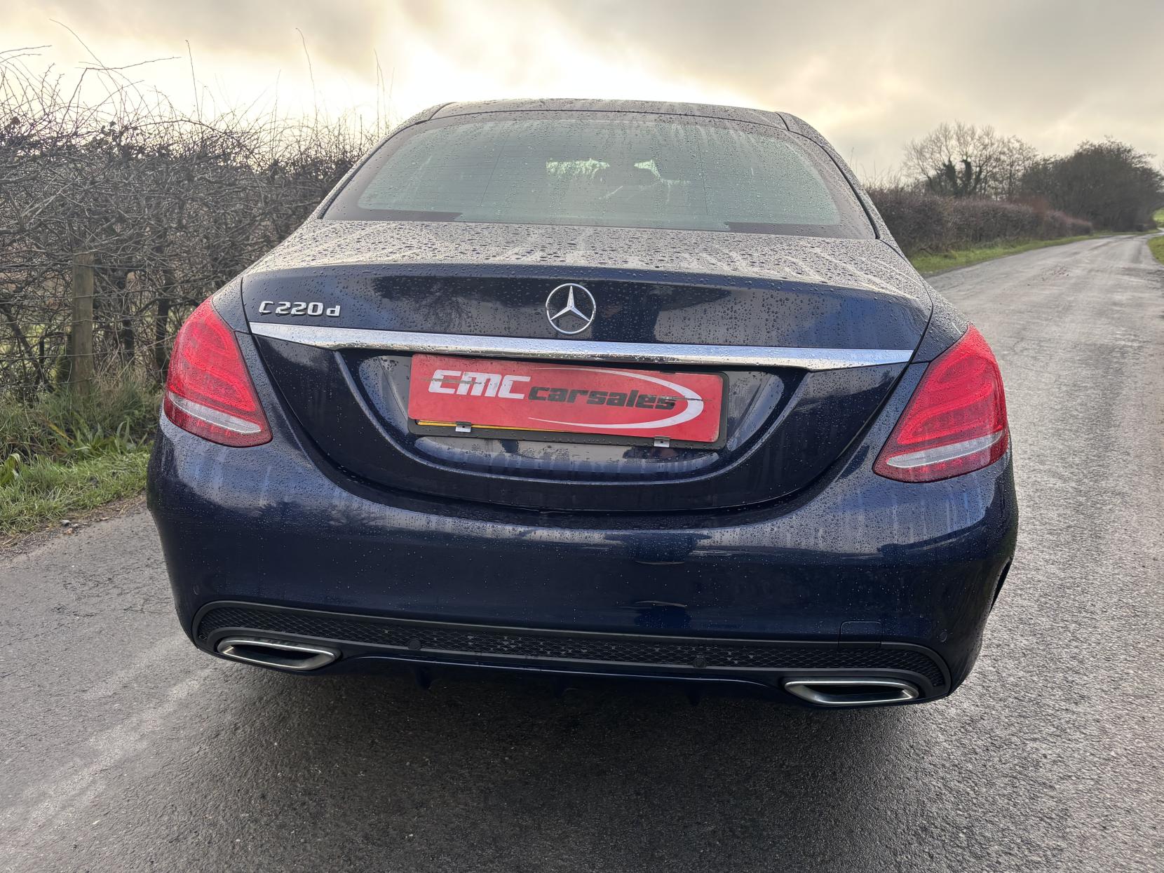 Mercedes-Benz C Class 2.1 C220d AMG Line Saloon 4dr Diesel G-Tronic+ Euro 6 (s/s) (170 ps)