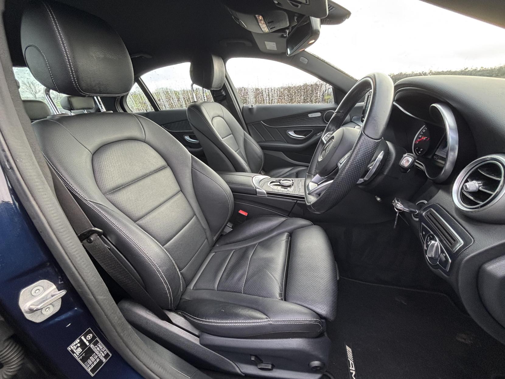 Mercedes-Benz C Class 2.1 C220d AMG Line Saloon 4dr Diesel G-Tronic+ Euro 6 (s/s) (170 ps)