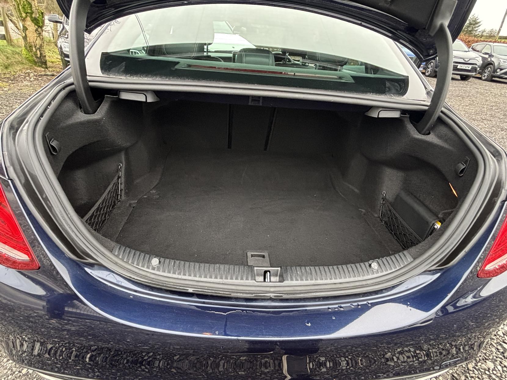 Mercedes-Benz C Class 2.1 C220d AMG Line Saloon 4dr Diesel G-Tronic+ Euro 6 (s/s) (170 ps)