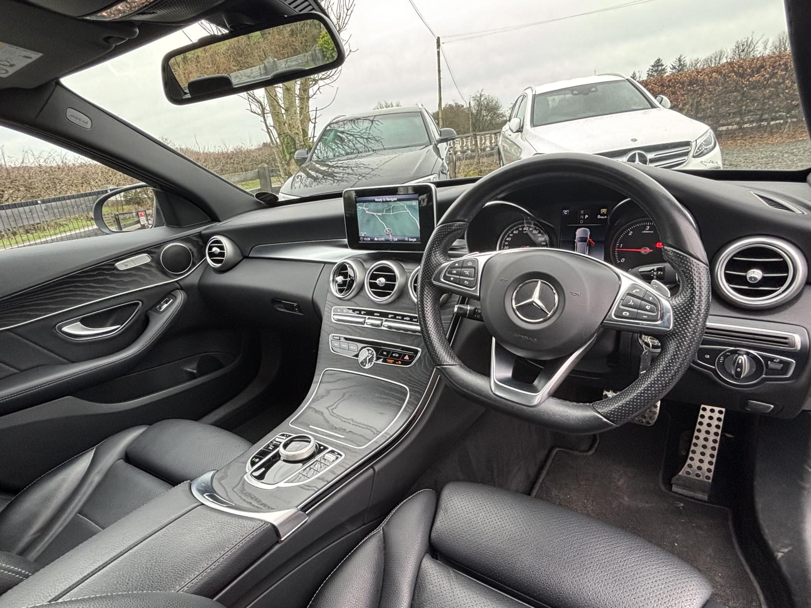 Mercedes-Benz C Class 2.1 C220d AMG Line Saloon 4dr Diesel G-Tronic+ Euro 6 (s/s) (170 ps)