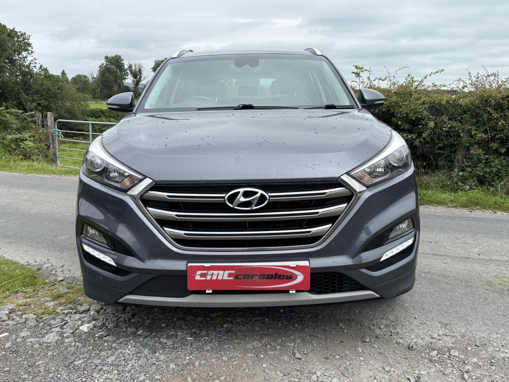 Hyundai TUCSON 1.7 CRDi Blue Drive Premium SUV 5dr Diesel Manual Euro 6 (s/s) (116 ps)