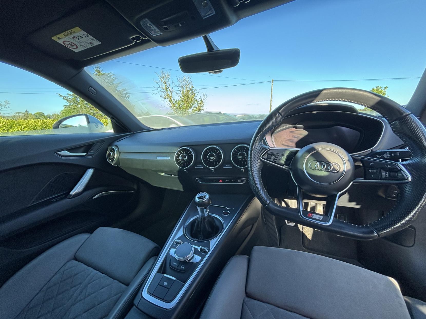 Audi TT 2.0 TDI ultra S line Coupe 3dr Diesel Manual Euro 6 (s/s) (184 ps)