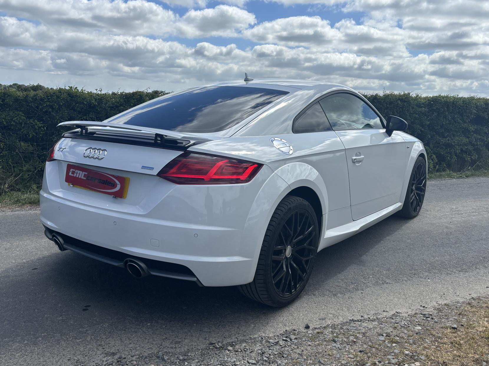 Audi TT 2.0 TDI ultra S line Coupe 3dr Diesel Manual Euro 6 (s/s) (184 ps)
