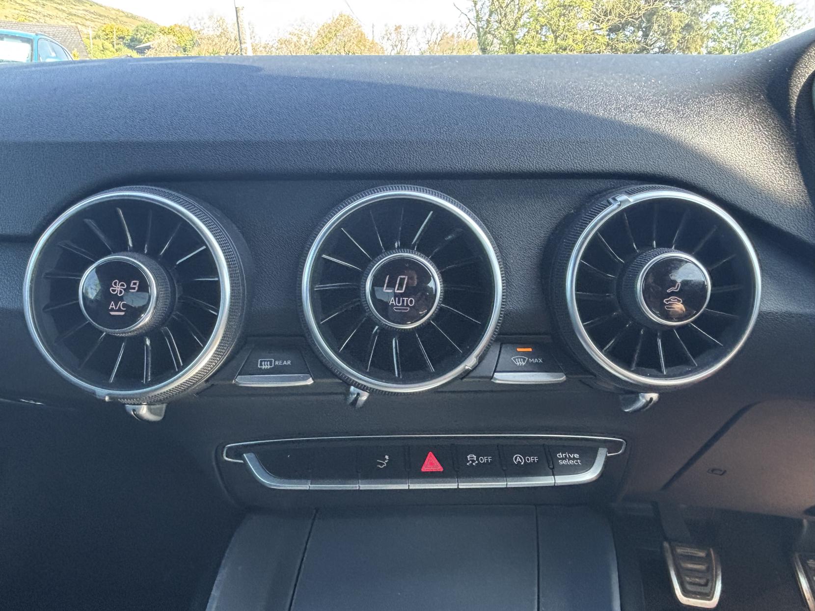 Audi TT 2.0 TDI ultra S line Coupe 3dr Diesel Manual Euro 6 (s/s) (184 ps)