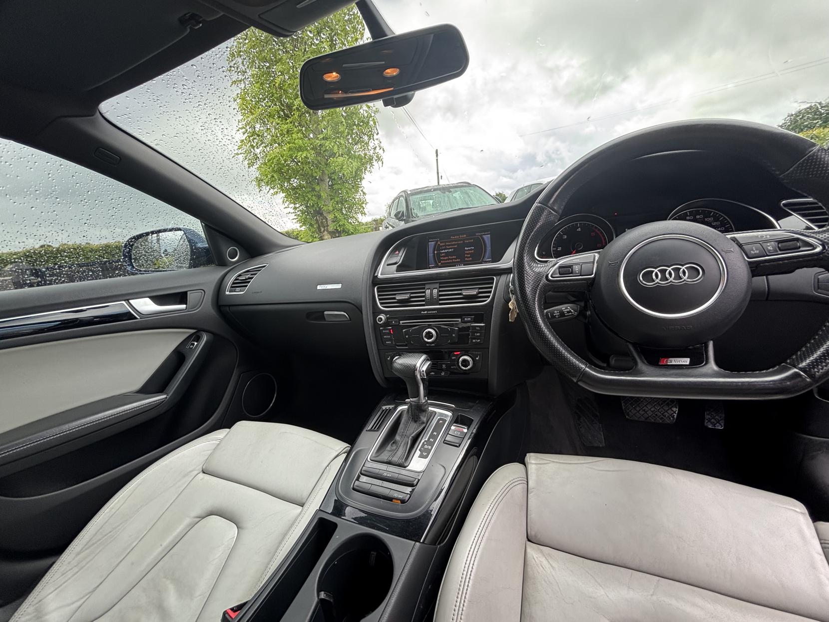 Audi A5 2.0 TDI Black Edition Sportback 5dr Diesel Multitronic Euro 5 (s/s) (177 ps)
