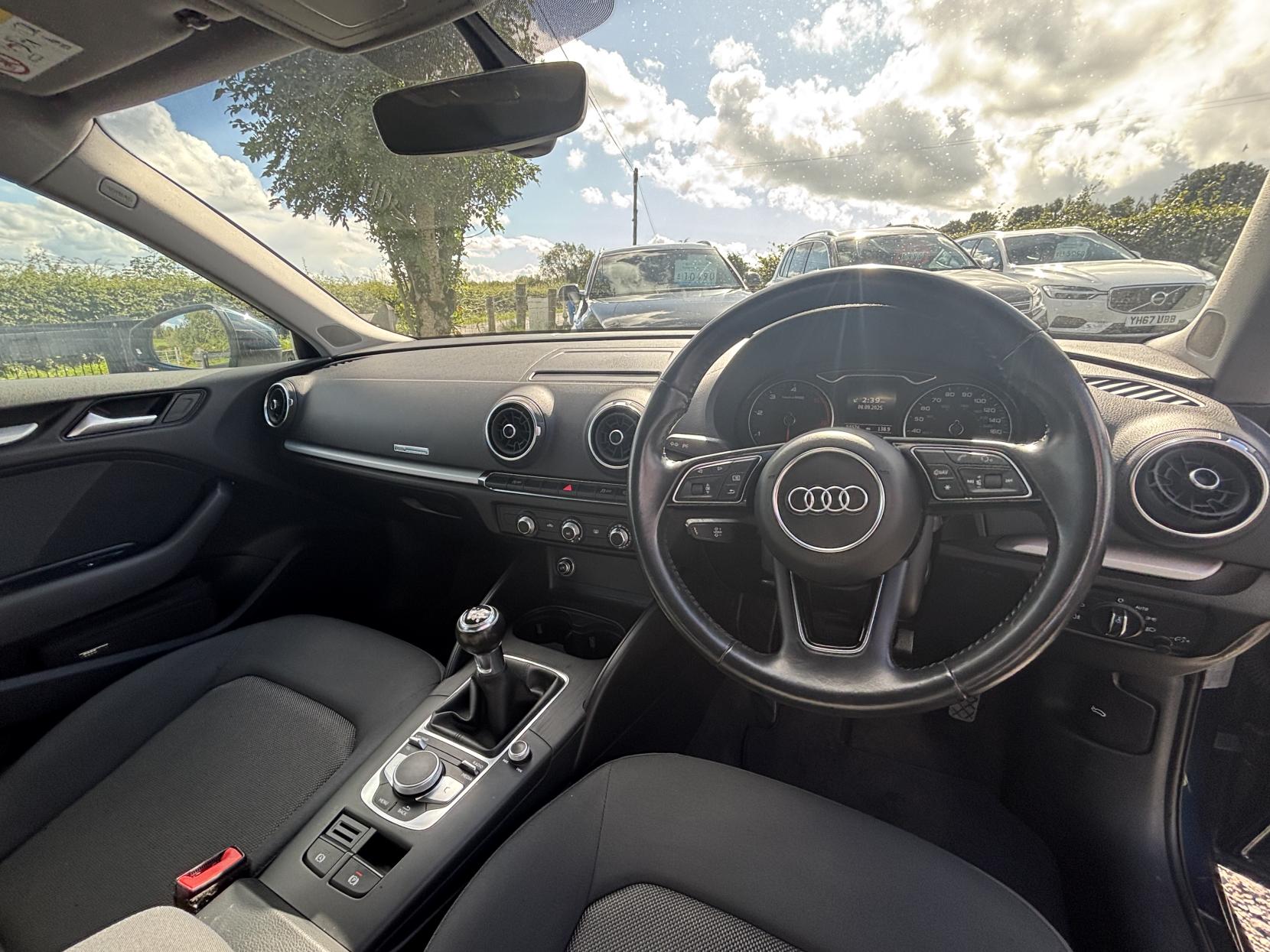Audi A3 1.6 TDI 30 SE Technik Sportback 5dr Diesel Manual Euro 6 (s/s) (116 ps)