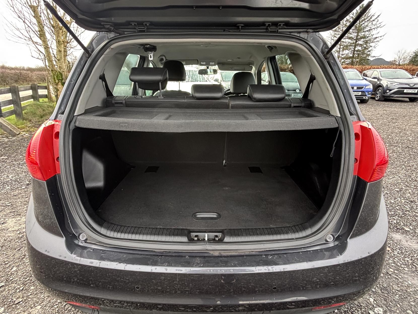 Kia Venga 1.6 3 MPV 5dr Petrol Manual Euro 6 (s/s) (123 bhp)