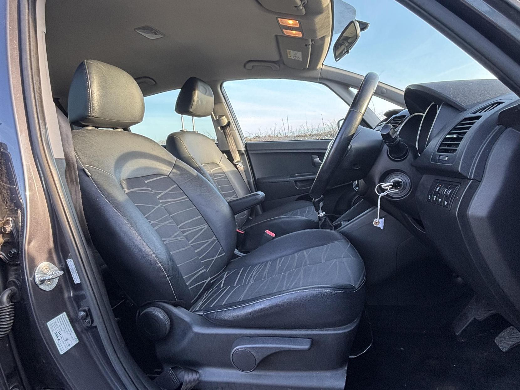 Kia Venga 1.6 3 MPV 5dr Petrol Manual Euro 6 (s/s) (123 bhp)