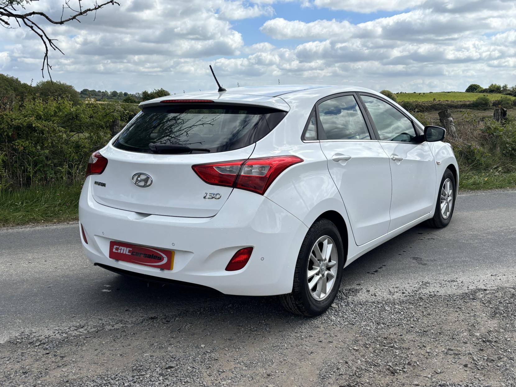 Hyundai i30 1.6 CRDi Blue Drive SE Hatchback 5dr Diesel Manual Euro 6 (s/s) (110 ps)
