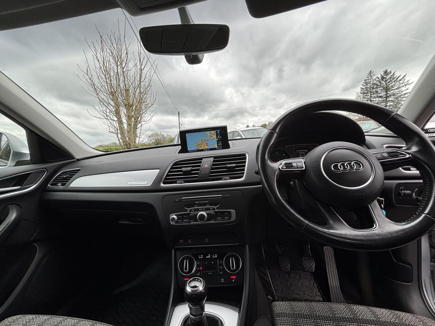 Audi Q3 2.0 TDI SE SUV 5dr Diesel Manual quattro Euro 6 (s/s) (150 ps)