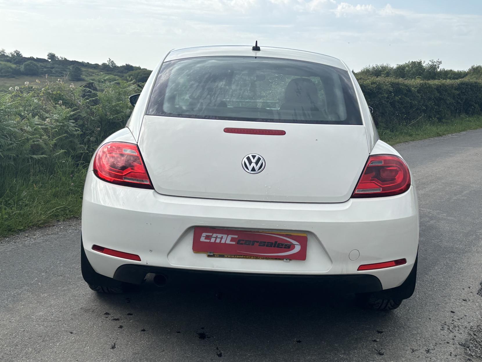 Volkswagen Beetle 1.6 TDI BlueMotion Tech Design Hatchback 3dr Diesel Manual Euro 5 (s/s) (105 ps)