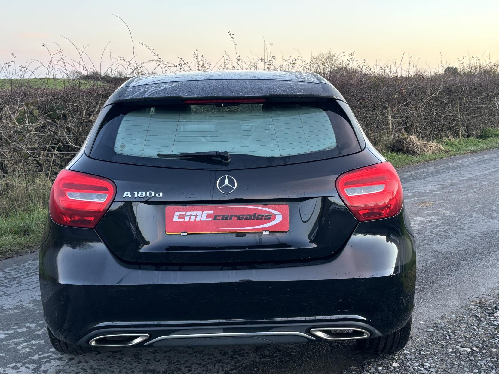 Mercedes-Benz A Class 1.5 A180d Sport Hatchback 5dr Diesel Manual Euro 6 (s/s) (109 ps)