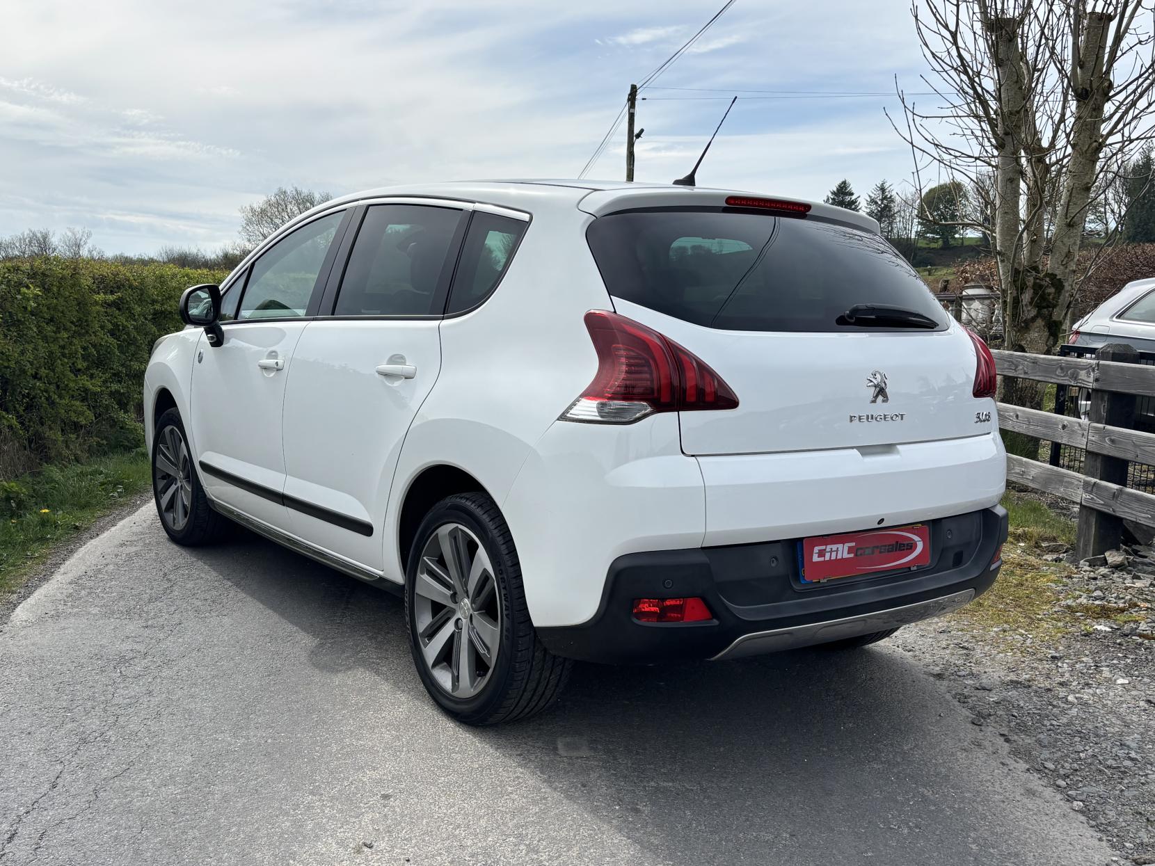 Peugeot 3008 1.6 HDi Crossway SUV 5dr Diesel Manual Euro 5 (115 ps)