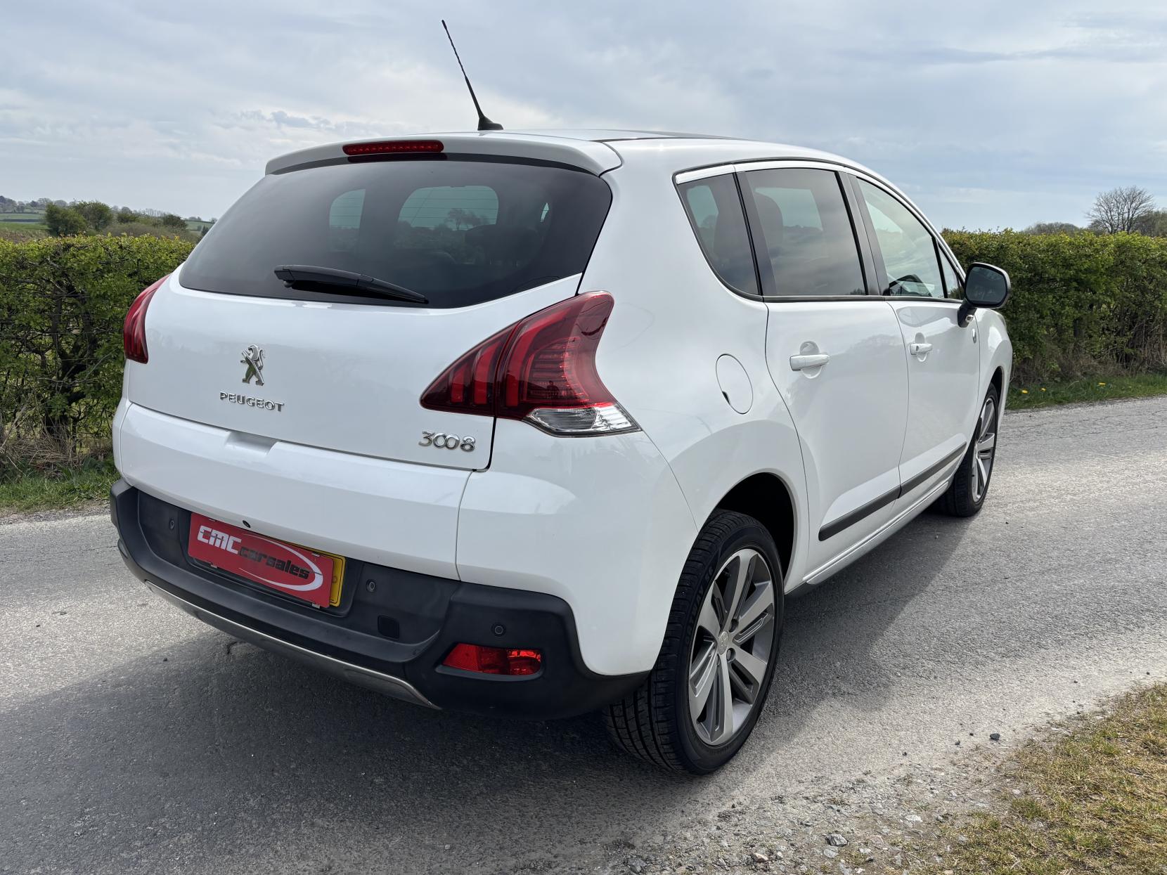 Peugeot 3008 1.6 HDi Crossway SUV 5dr Diesel Manual Euro 5 (115 ps)