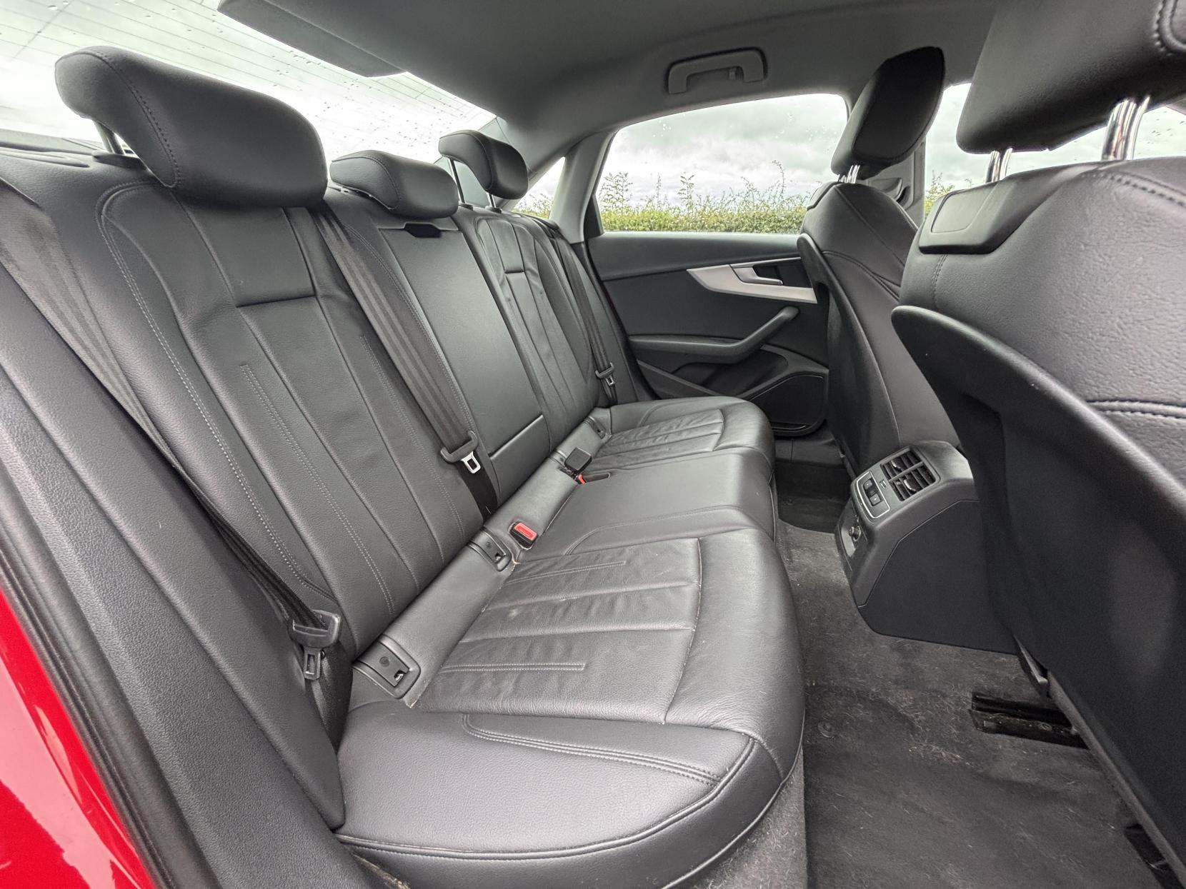 Audi A4 2.0 TDI ultra Sport Saloon 4dr Diesel Manual Euro 6 (s/s) (190 ps)