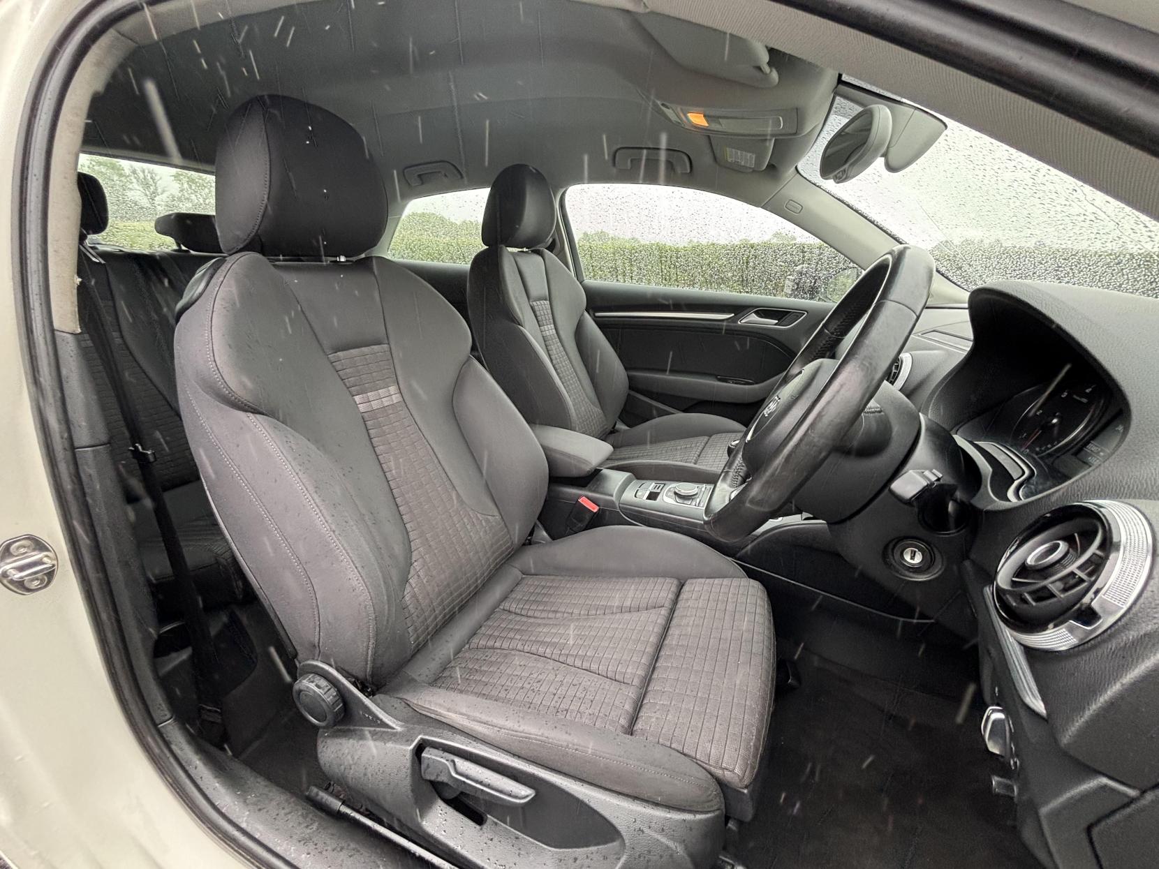 Audi A3 2.0 TDI Sport Hatchback 3dr Diesel Manual Euro 5 (s/s) (150 ps)