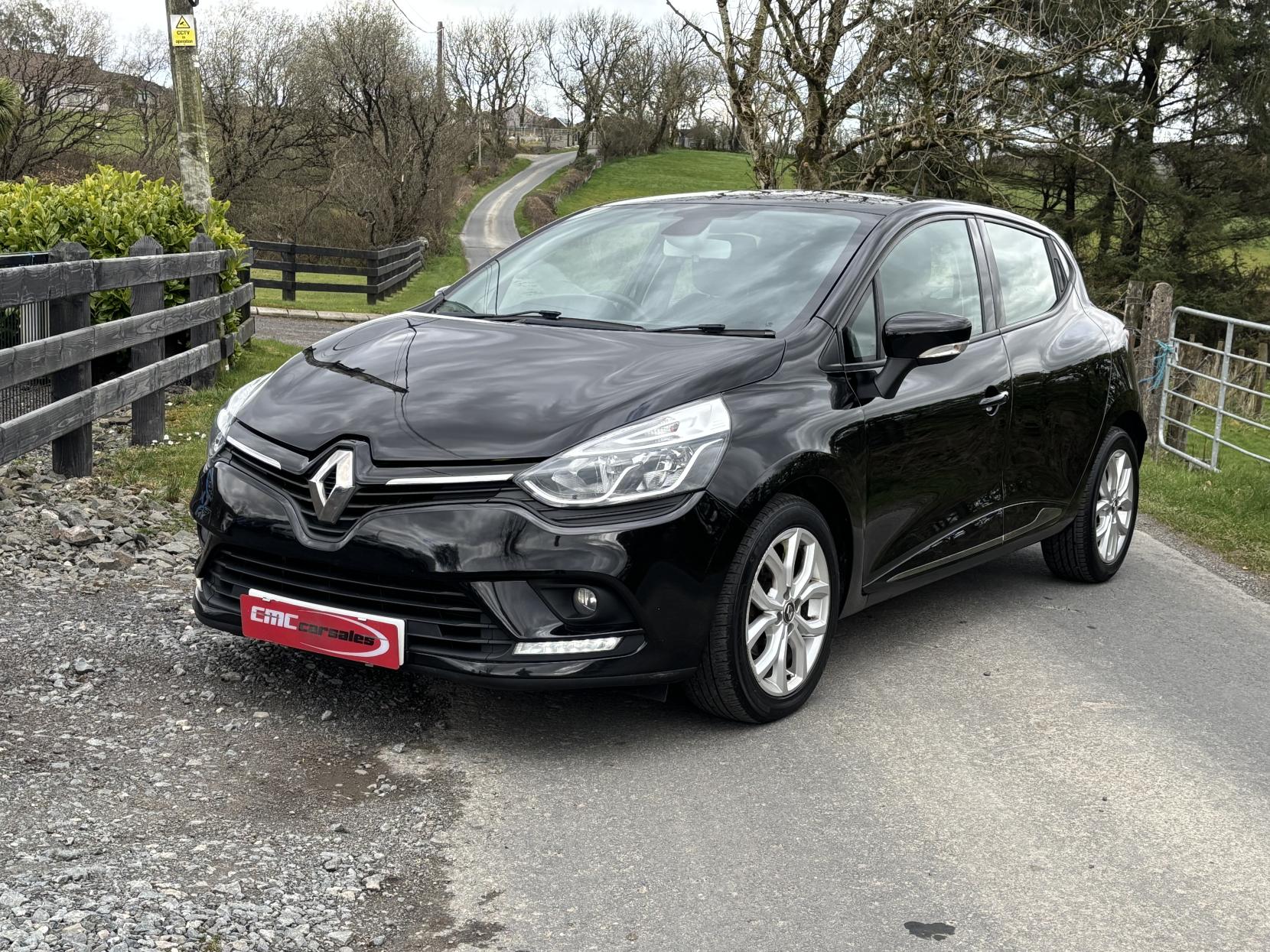 Renault Clio 0.9 TCe Dynamique Nav Hatchback 5dr Petrol Manual Euro 6 (s/s) (90 ps)