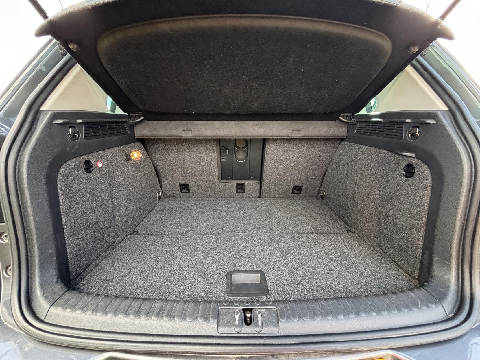 Volkswagen Tiguan 2.0 Match Edition SUV (2011 - 2016)