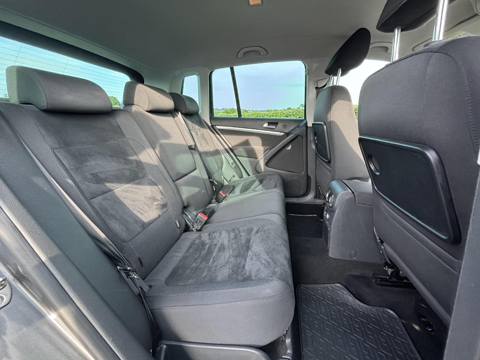 Volkswagen Tiguan 2.0 Match Edition SUV (2011 - 2016)