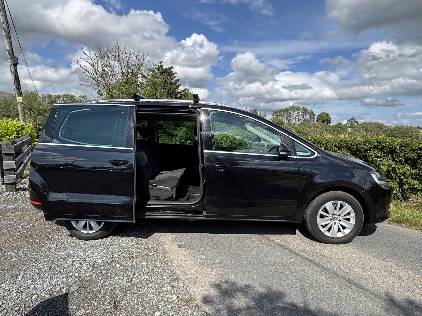 Volkswagen Sharan 2.0 TDI BlueMotion Tech SE MPV 5dr Diesel Manual Euro 6 (s/s) (150 ps)