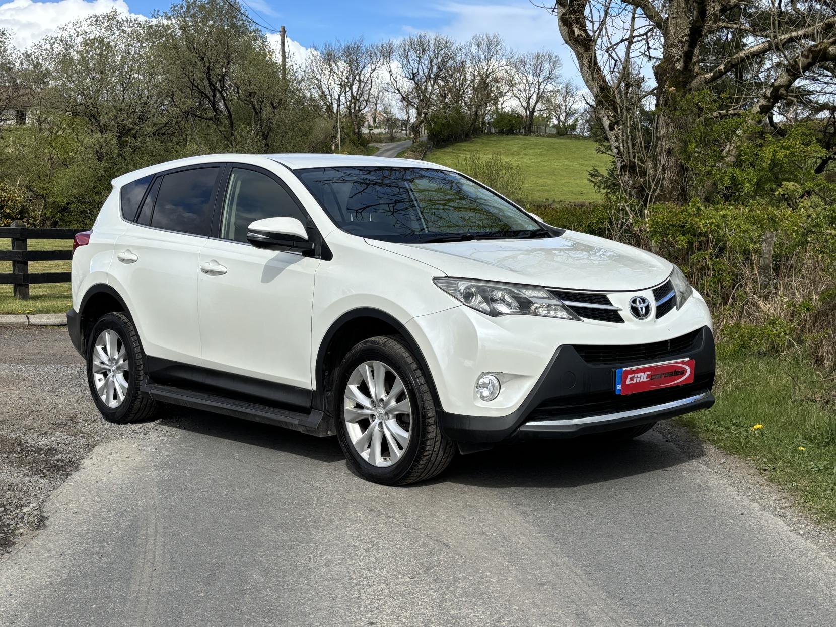 Toyota RAV4 2.2 D-4D Icon SUV 5dr Diesel Manual 4WD Euro 5 (150 ps)