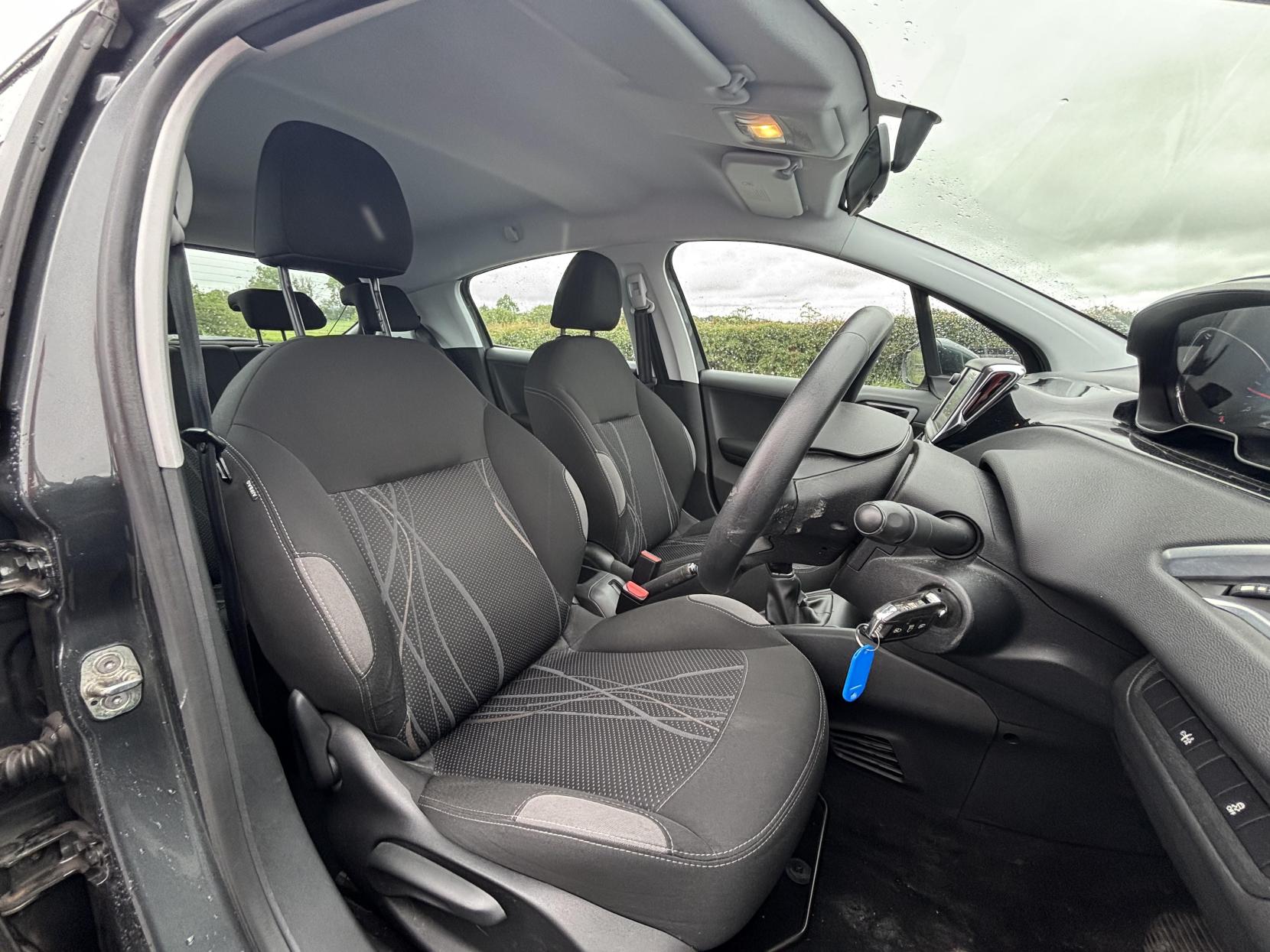 Peugeot 208 1.4 HDi Active Hatchback 5dr Diesel Manual Euro 5 (70 ps)