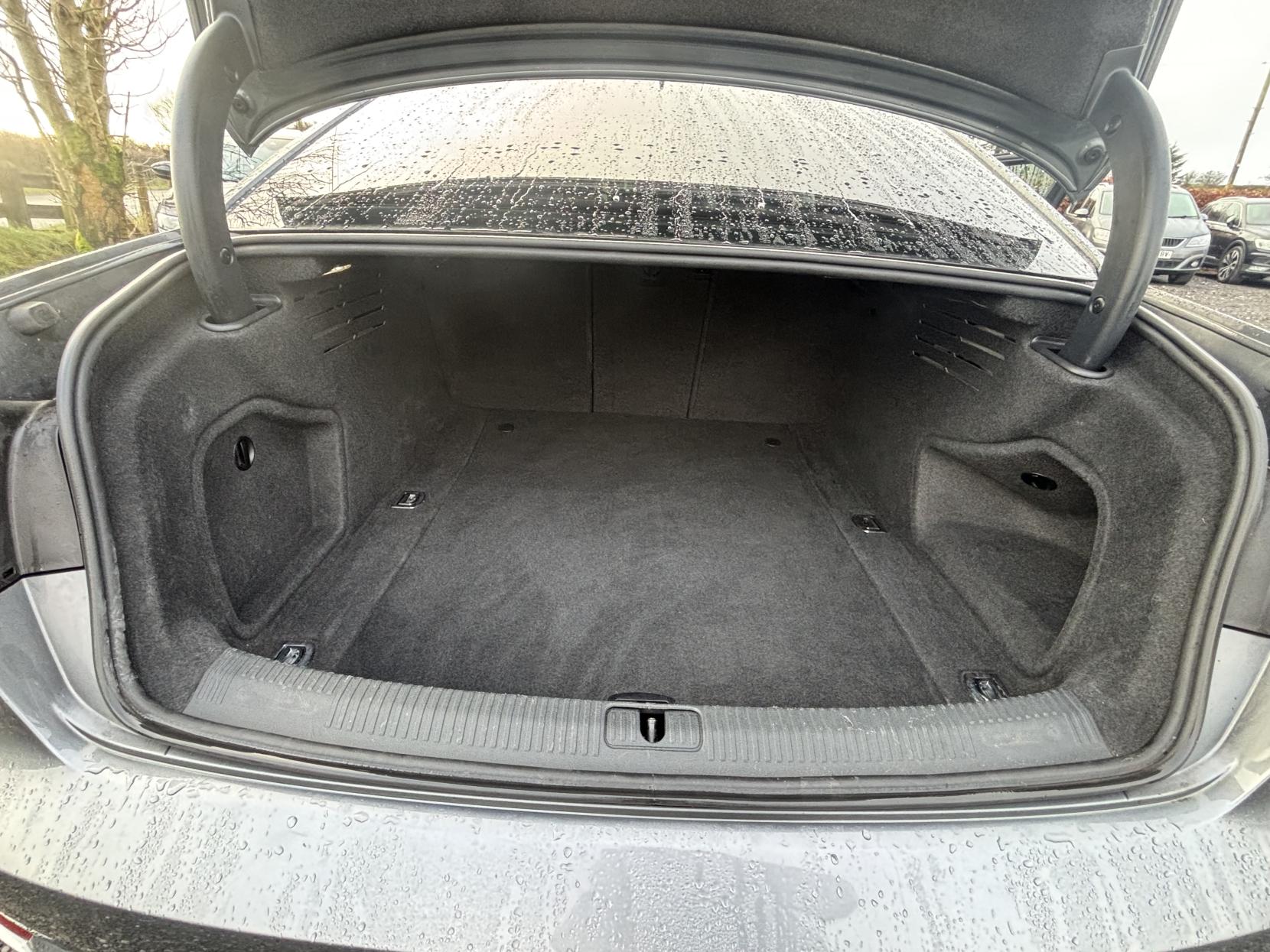 Audi A4 2.0 TDI ultra SE Saloon 4dr Diesel S Tronic Euro 6 (s/s) (150 ps)