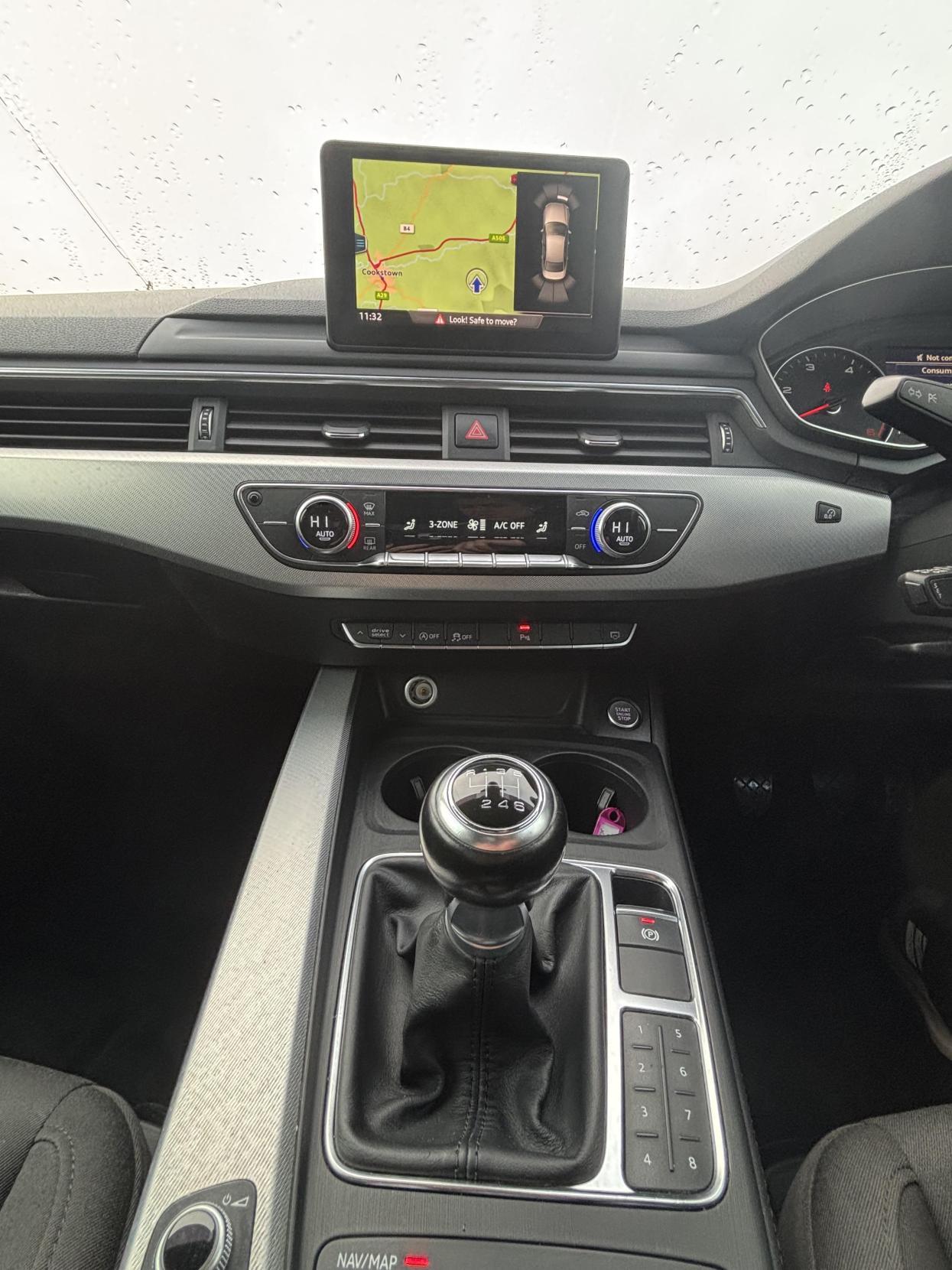 Audi A4 2.0 TDI ultra SE Saloon 4dr Diesel S Tronic Euro 6 (s/s) (150 ps)