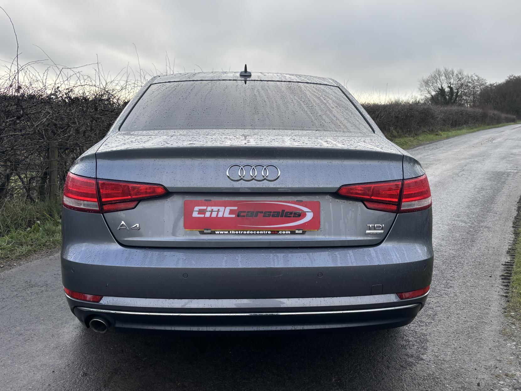 Audi A4 2.0 TDI ultra SE Saloon 4dr Diesel S Tronic Euro 6 (s/s) (150 ps)